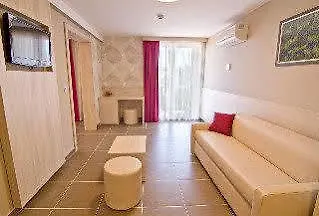 Hotel Sahara 洛帕